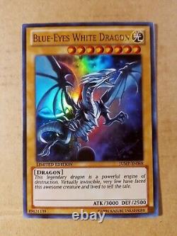 Blue-Eyes White Dragon JUMP-EN068 Limited Ultra Rare Yugioh NM read see pics (1)