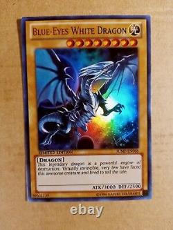 Blue-Eyes White Dragon JUMP-EN068 Limited Ultra Rare Yugioh NM read see pics (1)