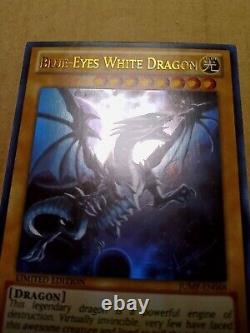 Blue-Eyes White Dragon JUMP-EN068 Limited Ultra Rare Yugioh NM read see pics (1)