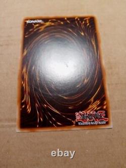 Blue-Eyes White Dragon JUMP-EN068 Limited Ultra Rare Yugioh NM read see pics (1)