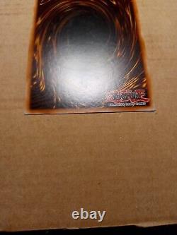 Blue-Eyes White Dragon JUMP-EN068 Limited Ultra Rare Yugioh NM read see pics (1)