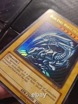 Blue-Eyes White Dragon SDK-001 Holofoil Shift Error