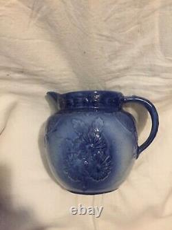 Blue & White Extremely Rare Daisy Cluster Pitcher