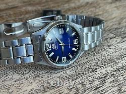 EXTREME RARE NWT BLUE! SMALL DEFECT ORIENT CHICANE EXPLORER USA SELLER Only ONE