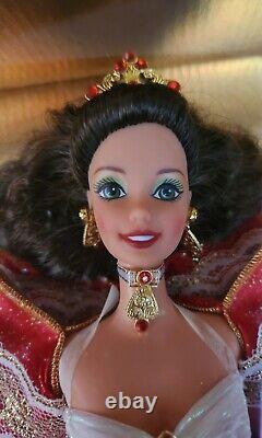 EXTREMELY RARE AUTHENTIC Happy Holidays 1997 Barbie Doll SE MISPRINT Blue Eyes