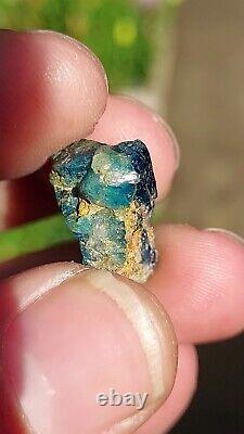 EXTREMELY RARE BLUE EUCLASE WITH QUARTZ FROM LAST HOPE MINE, ZIMBABWE 20 cts