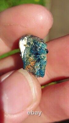 EXTREMELY RARE BLUE EUCLASE WITH QUARTZ FROM LAST HOPE MINE, ZIMBABWE 20 cts