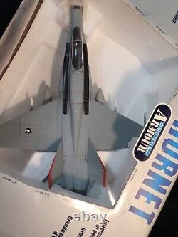 EXTREMELY RARE (MIB) Armour Collection-U. S Marines F18 Hornet-Diecast 148-98016