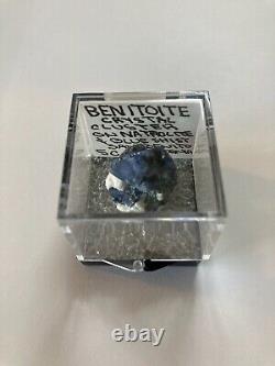 Exhibition Quality Benitoite on Natrolite Thumbnail, Extremely rare size