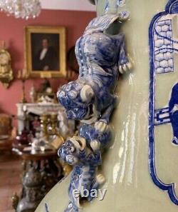 Extremely Fine And Rare Large Blue Chinese Vase Porcelain Circa 18th