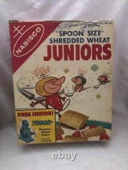 Extremely Rare 1950's Nabisco Cereal Box Spoonman with Premiums Tobor & Figures
