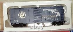 Extremely Rare Smith & Wesson Promotional Ho Scale Electric Train Set Life Like