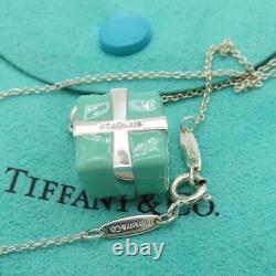 Extremely Rare Tiffany Blue Present Box Necklace Qq29