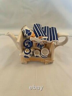 Extremely rare! Vintage Paul Cardew Blue Willow China Market Stall Teapot