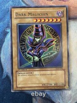 Legend Of Blue Eyes Dark Magician 1st Edition LOB-005 Glossy NA English? LP