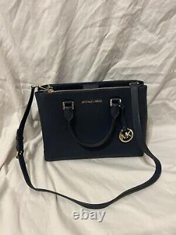 Michael Kors purse navy blue EXTREMELY RARE