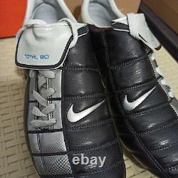 Nike AIR TOTAL 90 T90 UK 9.5 US 10.5 FOOTBALL BOOTS SOCCER CLEATS EXTREMELY RARE