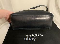Vintage Extremely Rare Chanel Woven Raffia And Navy Leather Shoulder Bag