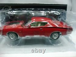 WOW EXTREMELY RARE Dodge Charger Super Bee 426 Hemi 1971 Candy Red 118 RC2 ERTL
