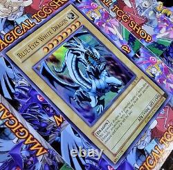 Yugioh Blue-Eyes White Dragon LOB-001 Ultra Rare Original Print Konami 2002 NM