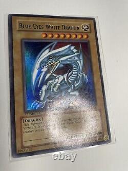 Yugioh Blue Eyes White Dragon SDK-001 1st Edition Foil Bleed