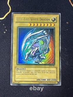 Yugioh Blue Eyes White Dragon SDK-001 Max Faded Misprint Error Minty