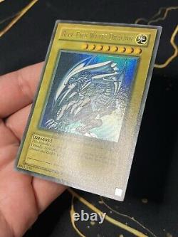 Yugioh Blue Eyes White Dragon SDK-001 Max Faded Misprint Error Minty