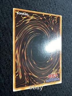 Yugioh. Blue Eyes White Dragon. Ultra Rare. Lb-01. Promo. Near Mint