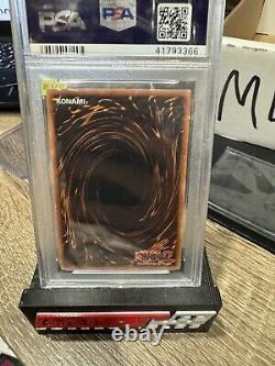 Yugioh PSA 9 Blue-Eyes White Dragon SDK-001 Ultra Rare Kaiba 2002 EUROPE