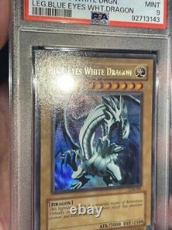 Yugioh Very Rare Glossy Unlimited Blue-Eyes White Dragon LOB-001 PSA 9 Clean